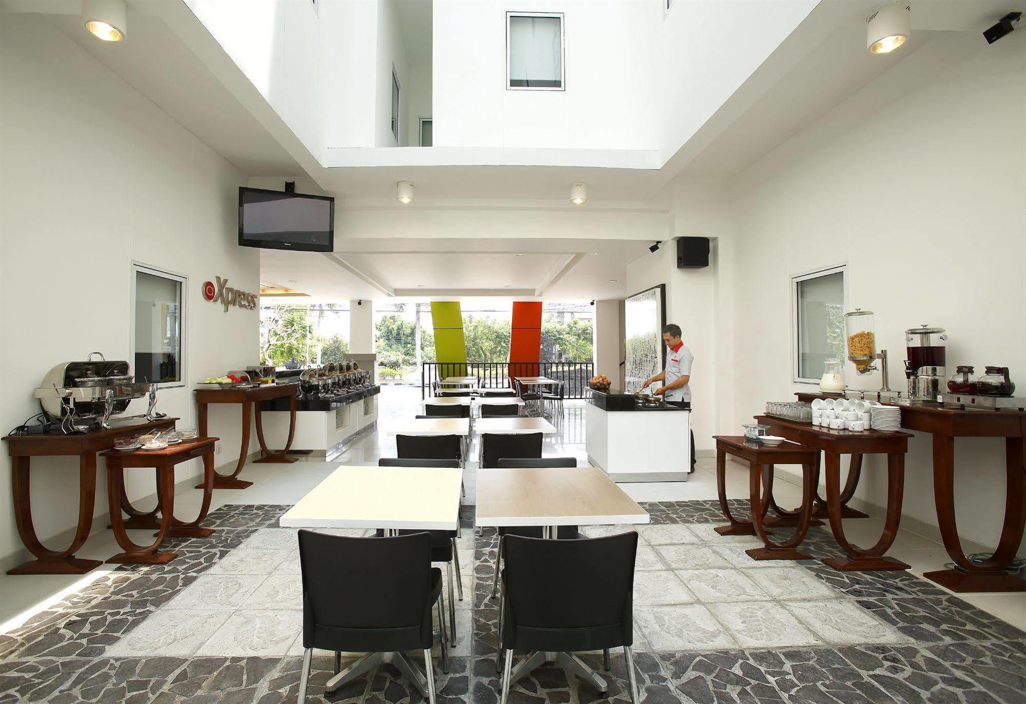 Amaris Hotel Sunset Road - Bali Kuta  Exterior photo